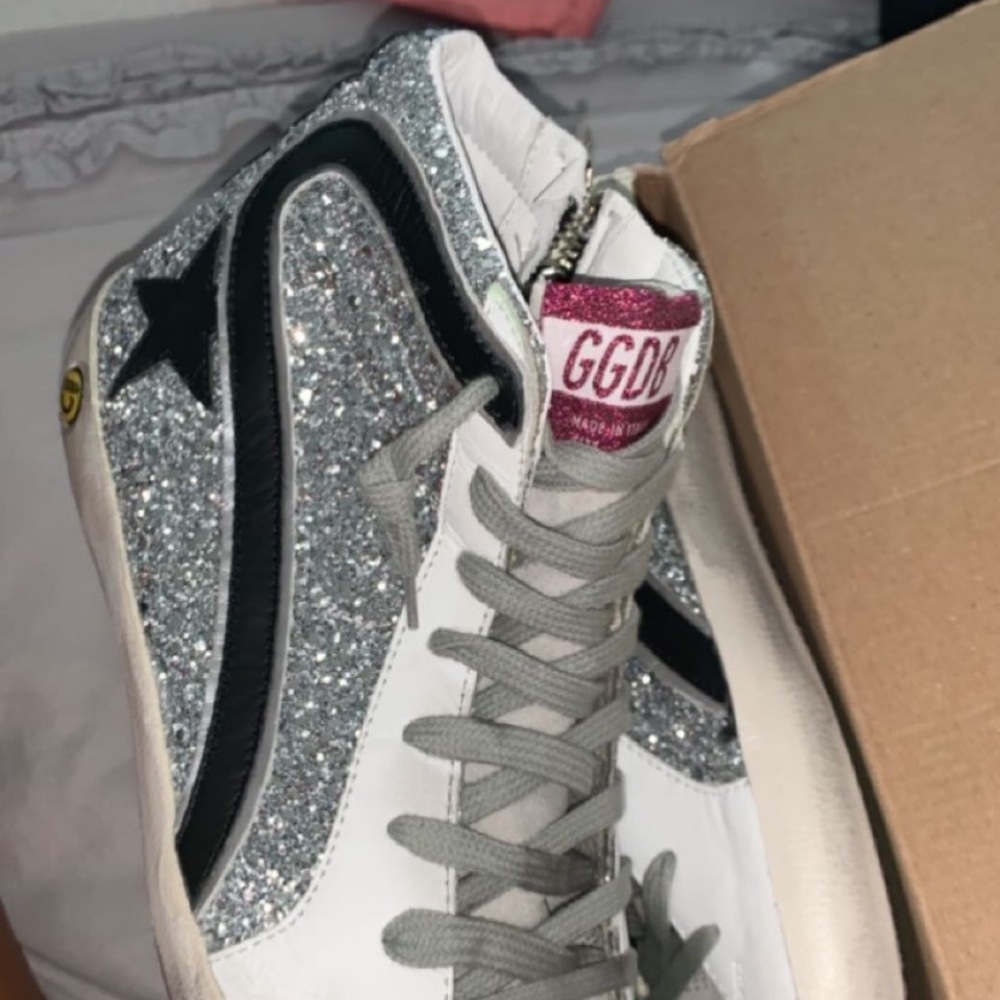 Golden goose